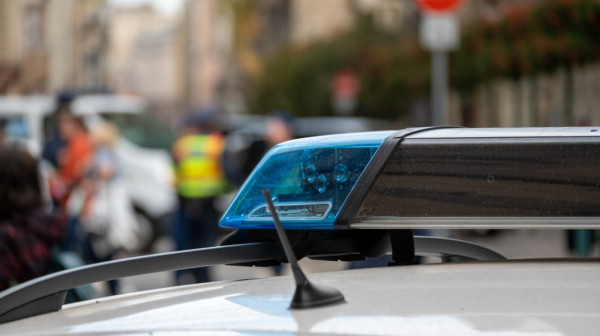 Dojava o bombi u tržnom centru na Karaburmi: Ljudi hitno evakuisani