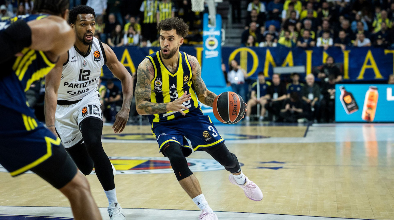 Fener otpustio Vilbekina pred završnicu Evrolige