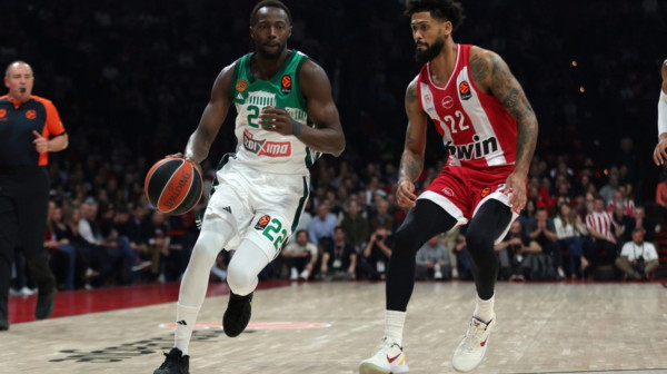 "Stotka" posle haosa: Olimpijakos razbio PAO