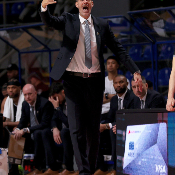 Golemac ljut: "Da li je to normalno?" VIDEO