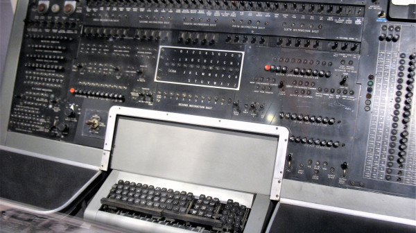 Težak 13 tona i koštao je milione: Pre 75 godina, ova "zver" je promenila svet zauvek