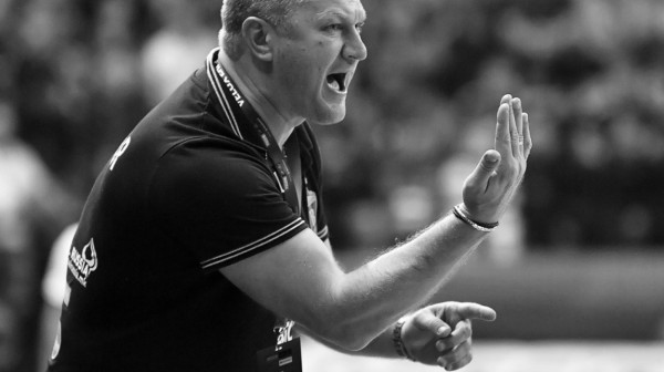 Preminuo legendarni Edurad Kokšarov