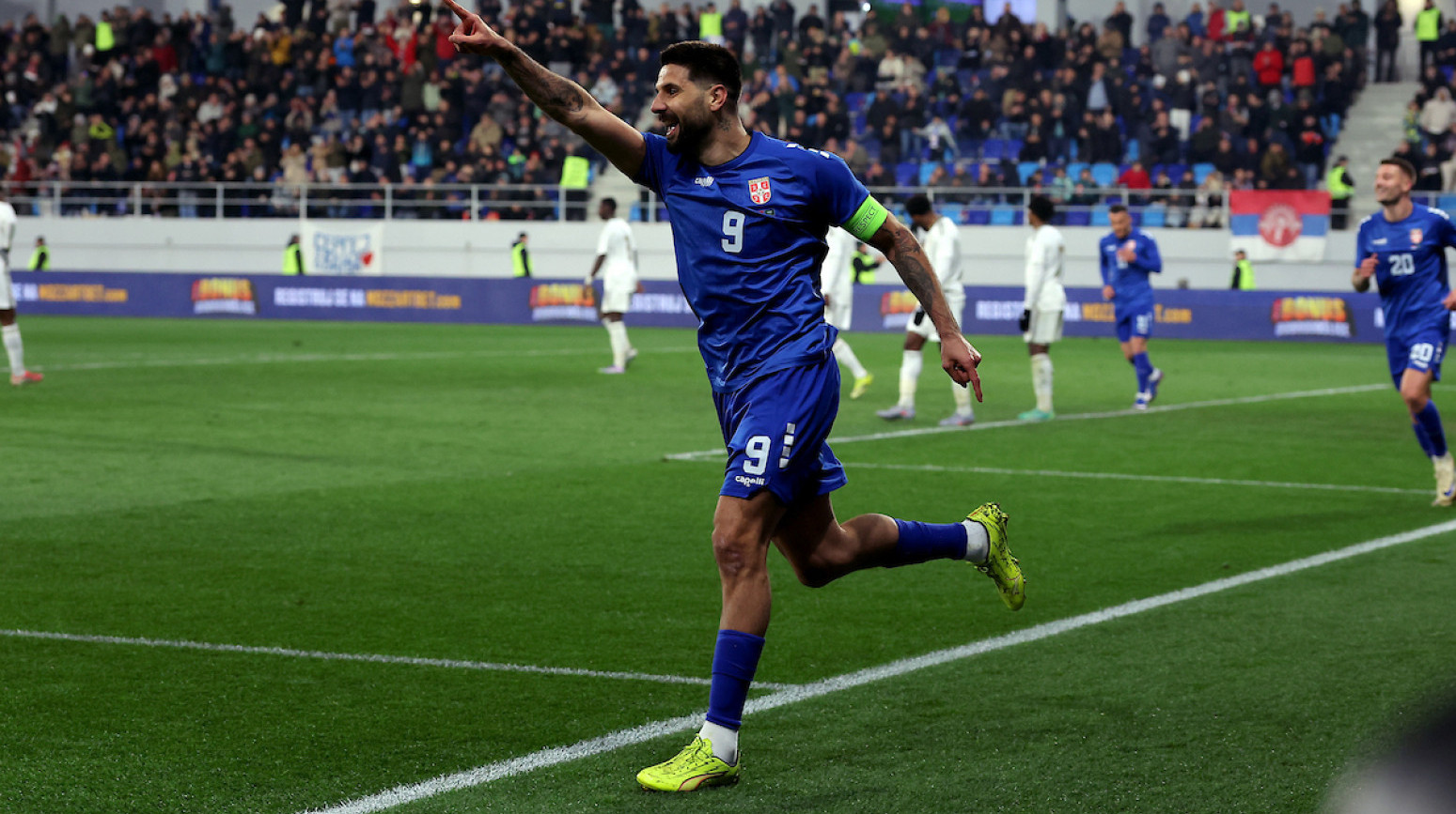 Fenomenalne "makazice" Pavlovića, Mitrović se "poklonio" – Srbija "okrenula" Saudijce