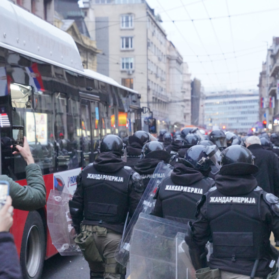 Brnabić apelovala na Evropu da reaguje na nasilje blokadara: "Sloboda okupljanja nije isto što i anarhija"