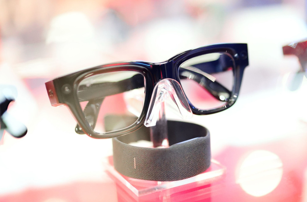 Meta i Ray-Ban predstavili nove pametne naočare za dioptriju VIDEO