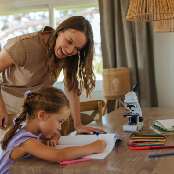 Veštine koje roditelji zaboravljaju u vaspitanju dece, a najvažnije su za život