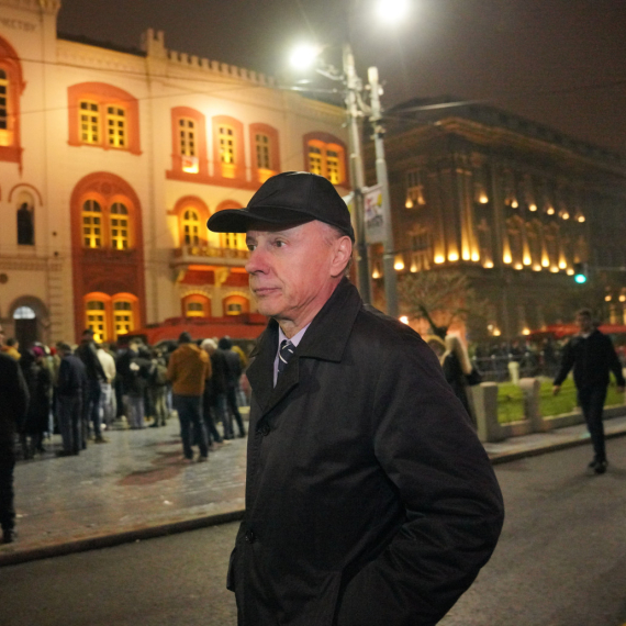 Kriv koliko i Bojović; Mediji: I rektor Vladan Đokić među onima koji su odobravali projekte železnice FOTO