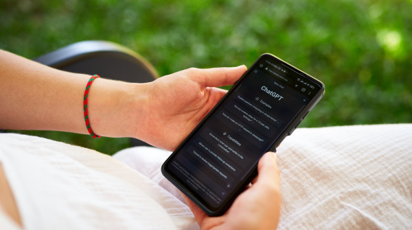 Chat GPT savetovao ljude o izmišljenoj bolesti: Sve je delovalo kao prava dijagnoza ANKETA