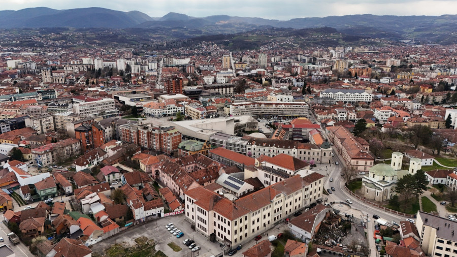 Paneli za svetliju budućnost: Fondacija Mozzart donirala solarnu elektranu Gimnaziji u Čačku