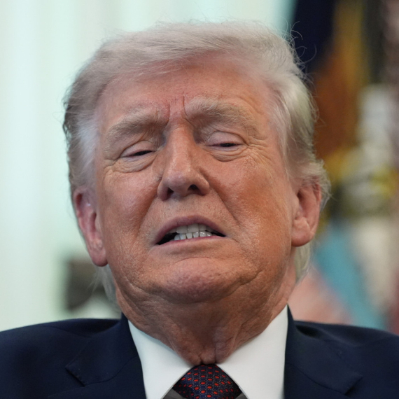 Tramp najavio važno obraćanje; Teheran: "On je nestabilan"