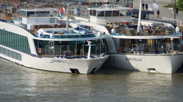 Sutra se otvara nautička sezona: Stiže kruzer "Viktorija", tradicionalan doček za strane turiste