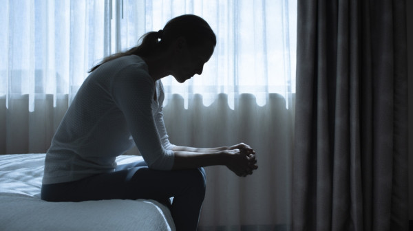 Neprimetni znakovi depresije: Kako prepoznati rane simptome i sprečiti emocionalni slom?