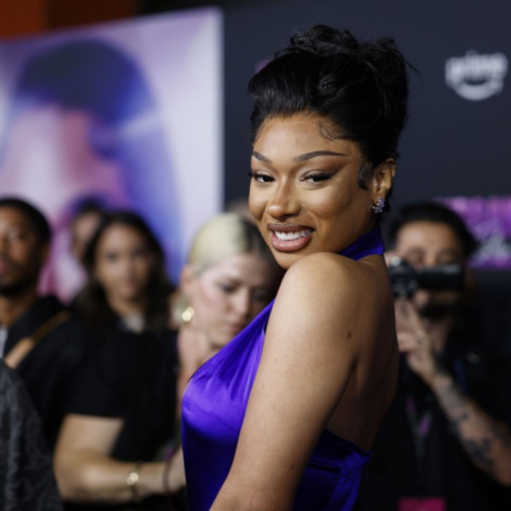 Poznata reperka hitno hospitalizovana: Poznati detalji zdravstvenog stanja FOTO