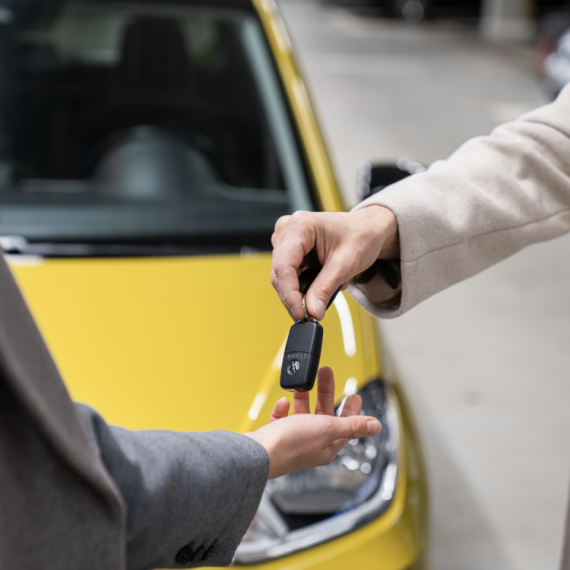 Dve boje automobila vozači u Srbiji izbegavaju – da li ste i vi među njima?