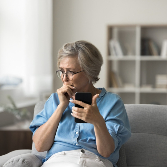 Ovo su rani znakovi demencije koje svi ignorišu, a nisu povezani sa gubitkom pamćenja