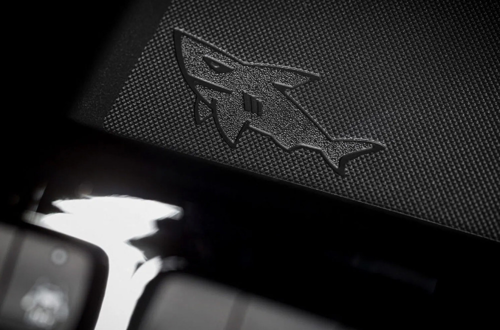 Zašto Opel krije ajkule u svojim automobilima: Neobična tradicija počela 2004. FOTO