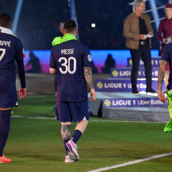 Mbape: "Mesi nije kao Nejmar i ja"