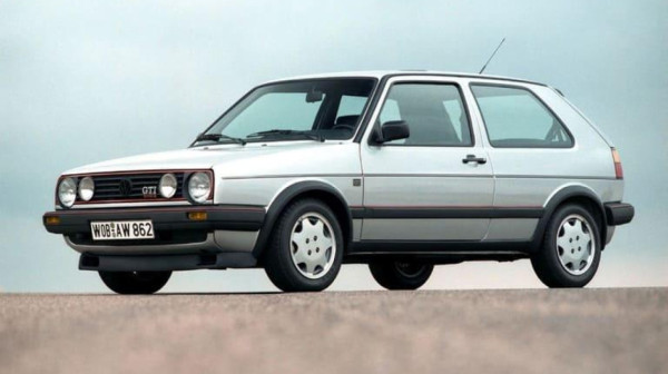 Imate li neki u garaži? Ovi modeli iz 1980-ih i 1990-ih postaju sve skuplji!