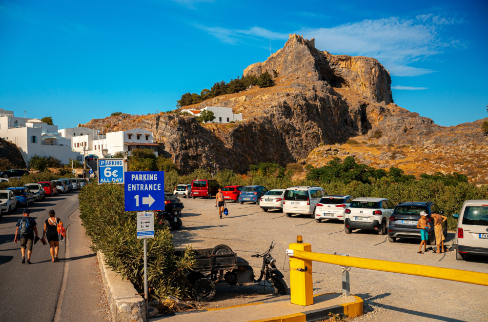 Grci imaju stoga pravila: Ako ih ne poštujete letovanje može papreno da vas košta