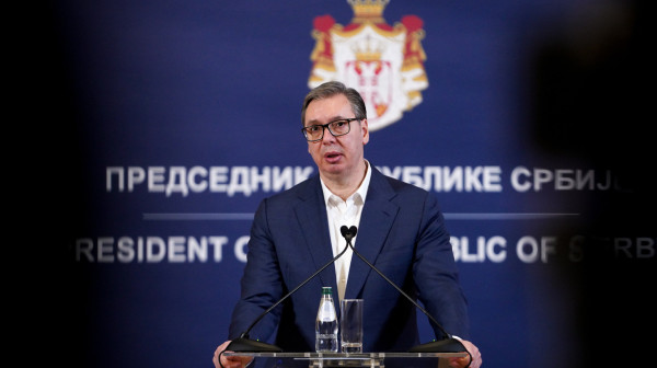 Vučić čestitao katolički Uskrs: "Svet se suočava sa iskušenjima"; "Uveren sam da nas vera može voditi ka miru"