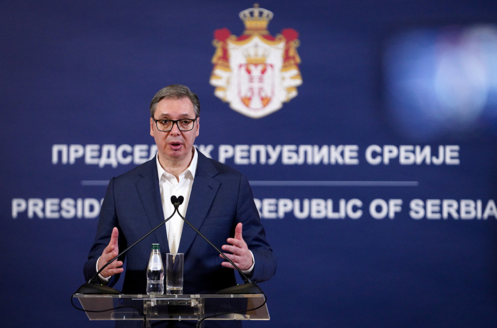 Država koči udar cena, preuzima teret i sprema rezerve; Vučić: Imaćemo najjeftinije gorivo u regionu