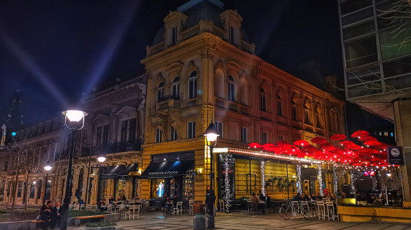 Niče novi hotel u centru grada: Počinje rekonstrukcija zgrade bivše Jugobanke