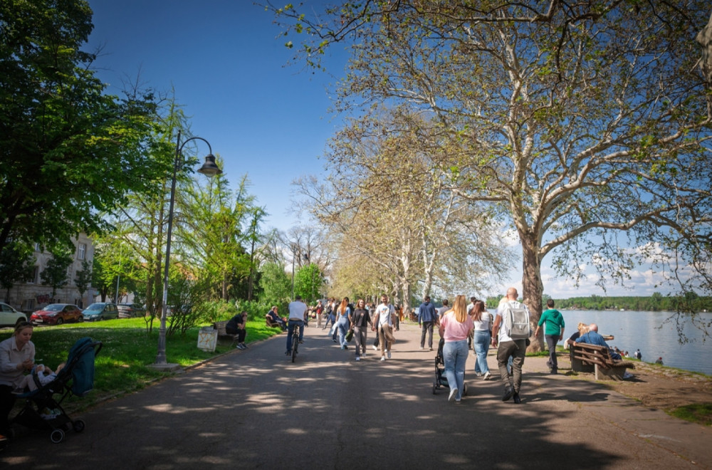 Danas sunčano i toplo, temperatura do 24 stepena; Od sutra promena vremena