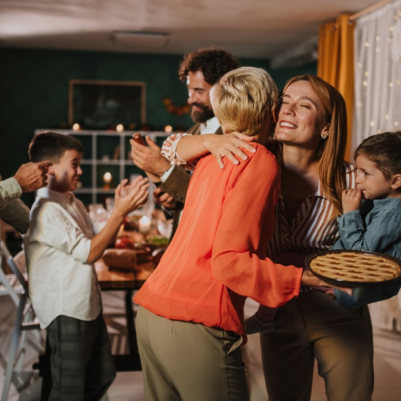 Ove horoskopske znakove najviše nerviraju porodična druženja za praznike