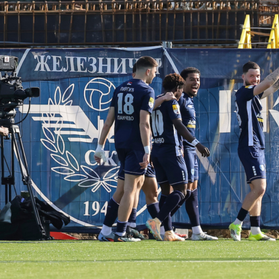 Spektakularni Džasper vodi Železničar u Evropu!