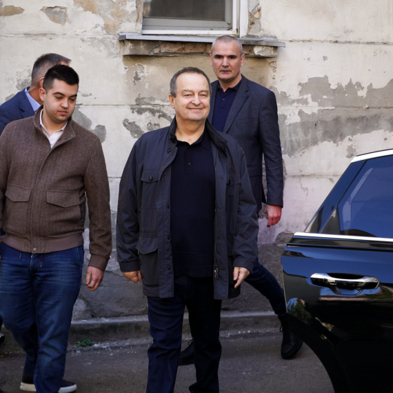 Dačić zahvalio brojnim javnim ličnostima na podršci dok je bio u bolnici