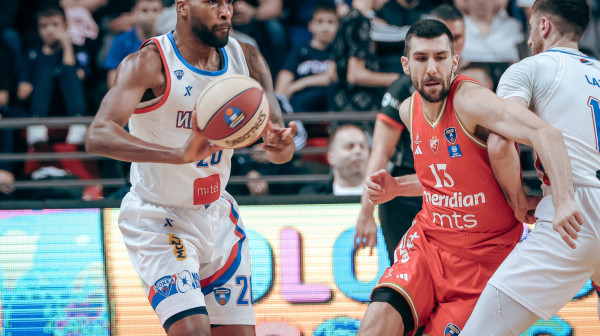 Zvezda stisla gas i ima ozbiljnu prednost!