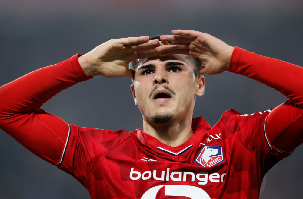 Lil ubedljiv protiv Lansa