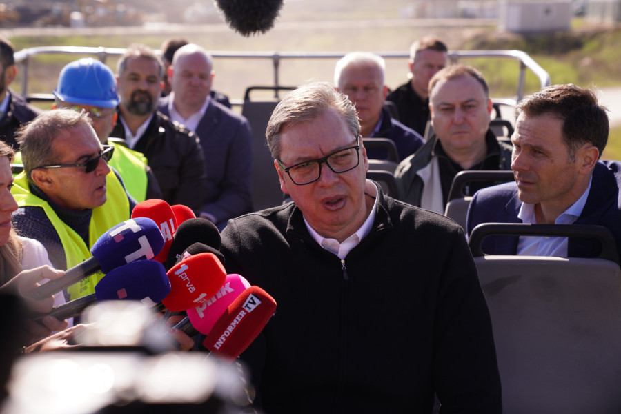 Vučić obišao gradilište u okviru EXPO projekta: Ovo će biti najlepši deo Beograda FOTO/VIDEO