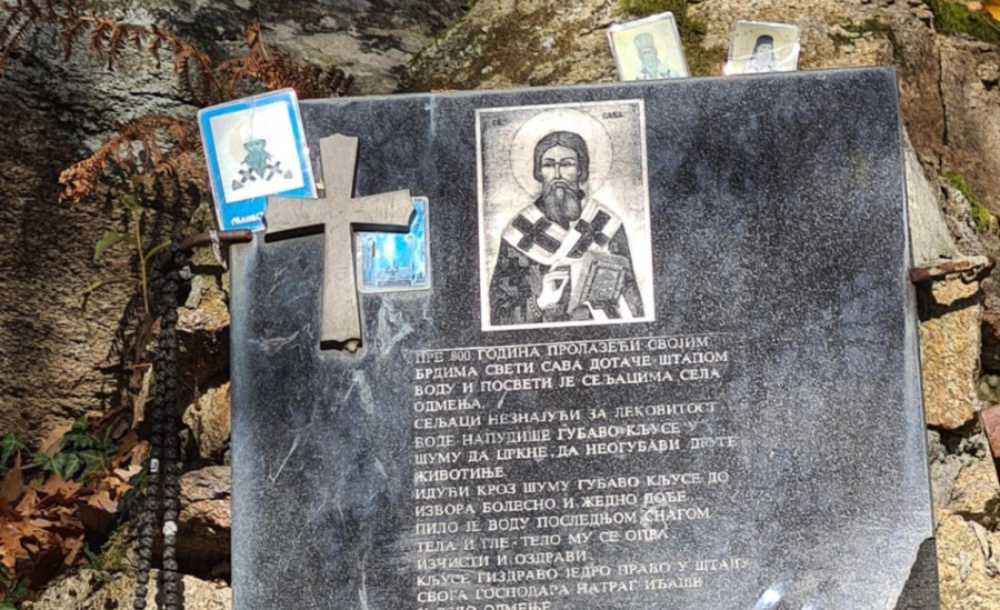 Čudo prirode na srpskoj planini: Lekovita odmenjska voda vekovima protiče sakrivena u šumi FOTO