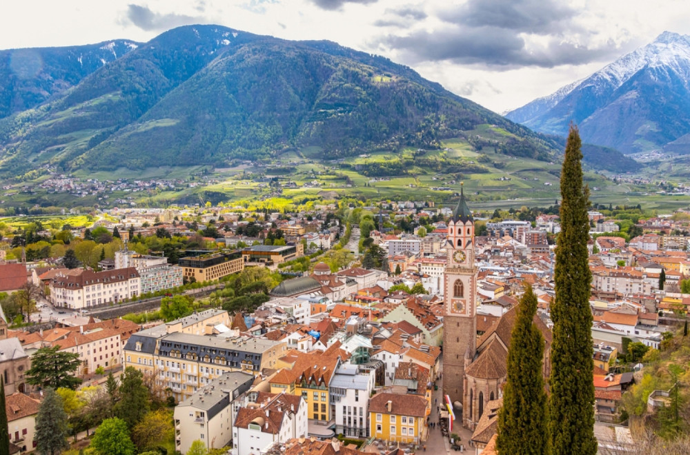 Skriveni raj severa Italije: Grad gde se spajaju vino, priroda i luksuzni velnes VIDEO