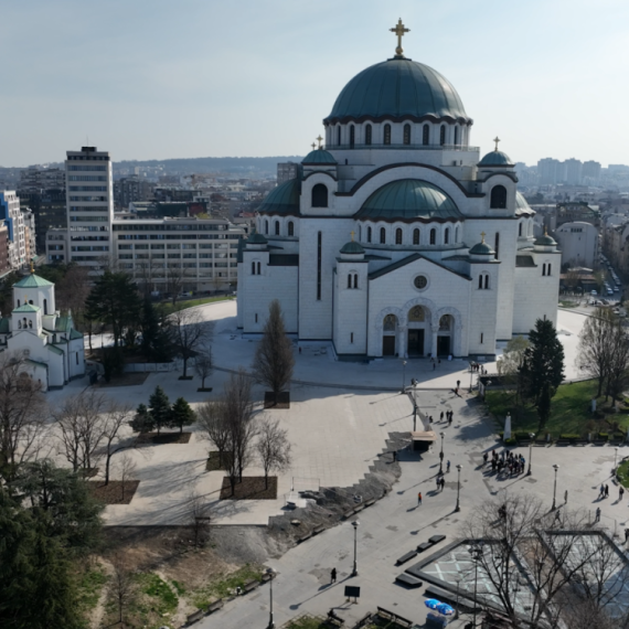 Novo lice Vračara: Intenzivni radovi na platou Hrama Svetog Save FOTO
