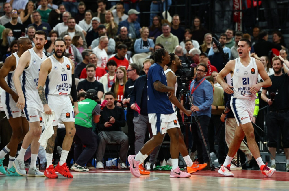 Efes u dobrom raspoloženju čeka Partizan