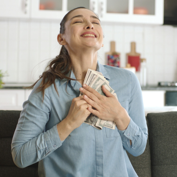 Za 3 znaka kreće ludačka sreća s parama: Oni će uživati, a evo ko će ostati "kratkih rukava"