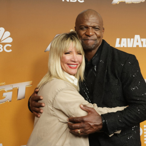 Supruga poznatog glumca boluje od Parkinsonove bolesti: Otkrila kako je sve počelo