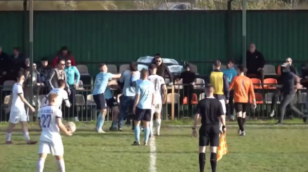 Skandal u Srpskoj ligi: Huligani pretukli trenera VIDEO