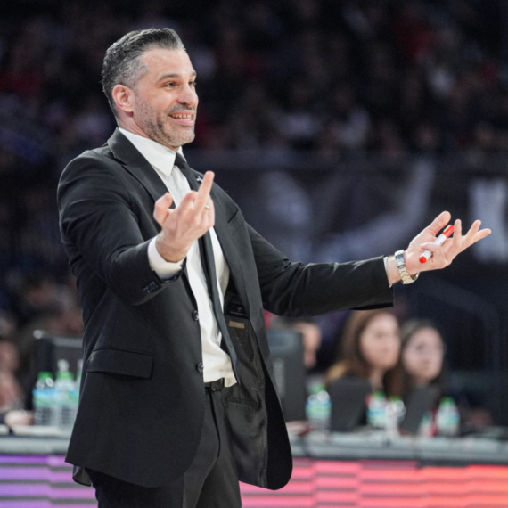 Novo isključenje Dušana Alimpijevića – besneo je na sudije VIDEO