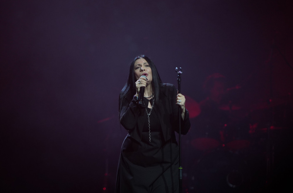 Uživanje u svakoj noti: Ekskluzivni akustični koncert Kaliopi "100% live"