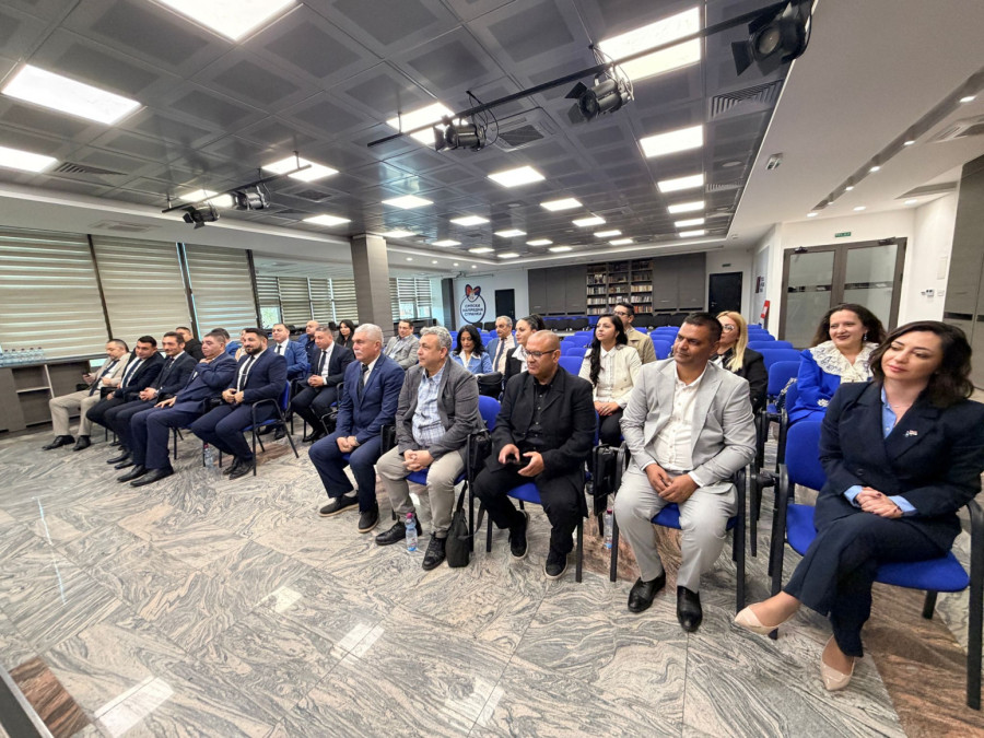 Vučević povodom Međunarodnog dana Roma: Ne postojimo mi i vi, borimo se rame uz rame za Srbiju FOTO