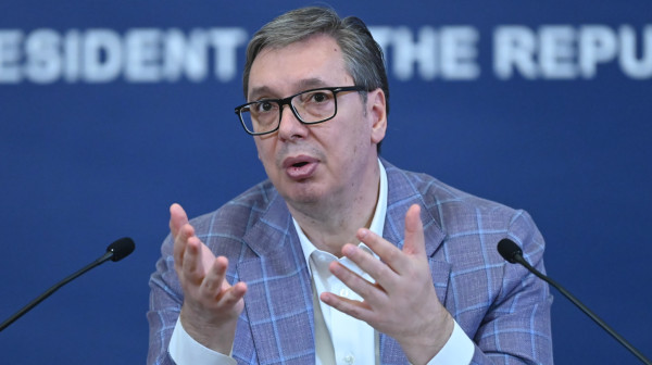 Vučić: "Kmetske duše brinu samo za svoj džep, ja brinem za naš narod"