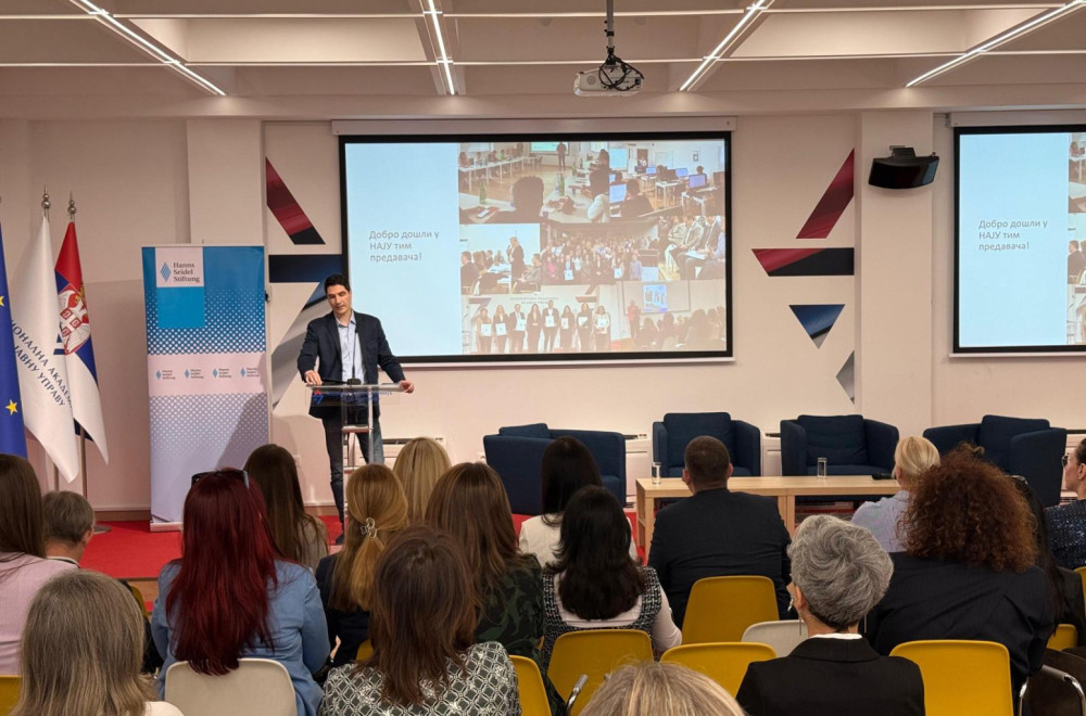 Stručni skup Nacionalne akademije za javnu upravu: Okupili se brojni treneri i predavači FOTO