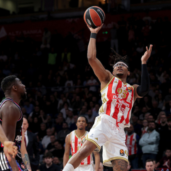 Utakmica sezone – Zvezda vodi!