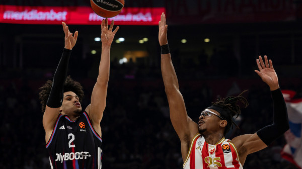 Hifi za tri – Obradović mora da reaguje