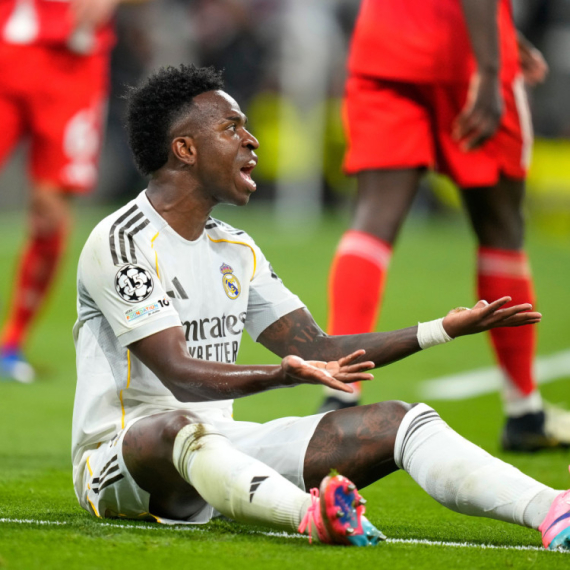 Vinisijus omalovažavao Bajern 2024. – isto mu se vratilo 2026. VIDEO