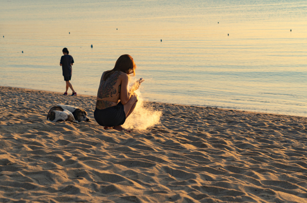 Šok na plaži: Turistkinja kažnjena zbog jedne stvari koju svi rade VIDEO