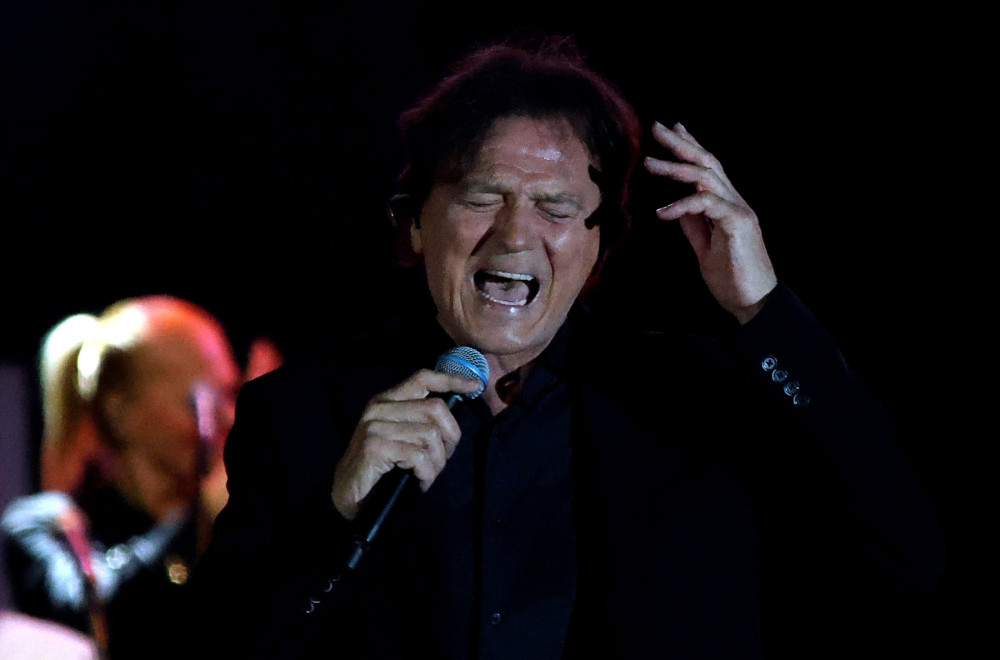 Nakon spektakla u Sarajevu, Zdravko Čolić dobio diplomatski pasoš BiH